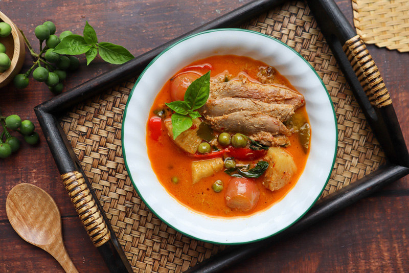 แกงเผ็ดเป็ดย่าง ของคาว เมนูจากมะพร้าว เมนูอาหาร สูตรขนม สูตรเครื่องดื่ม