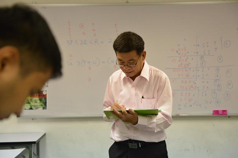 รศ.สมชัย ศรีสุทธิยากร