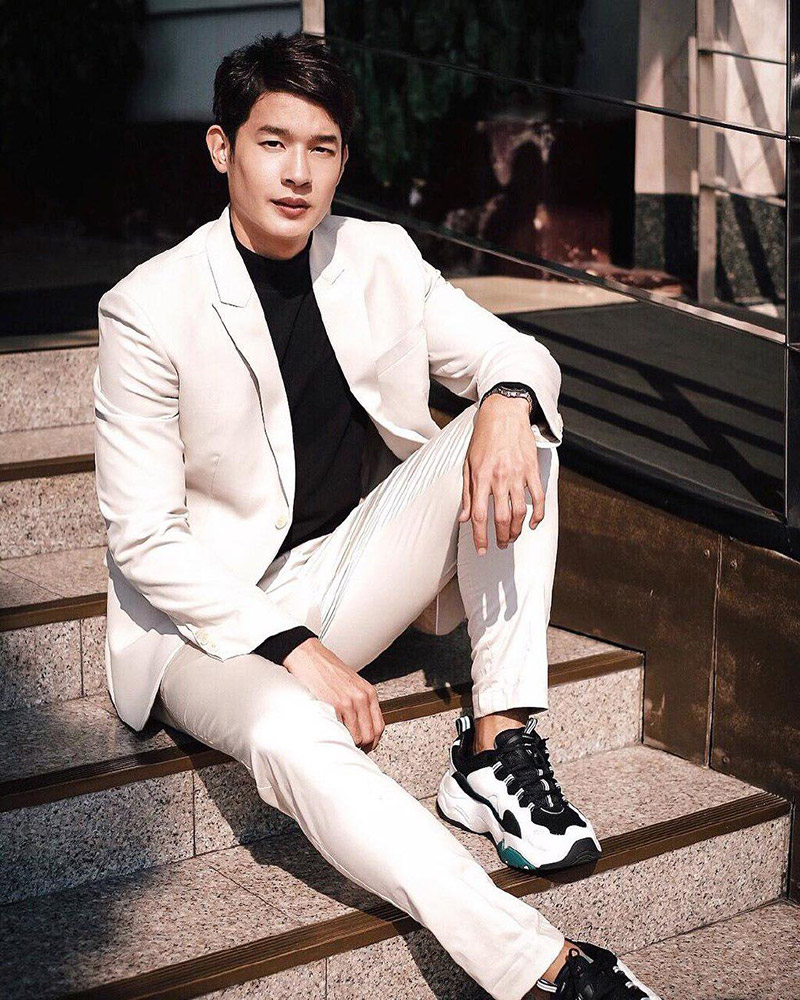 เพื่อน คณิน