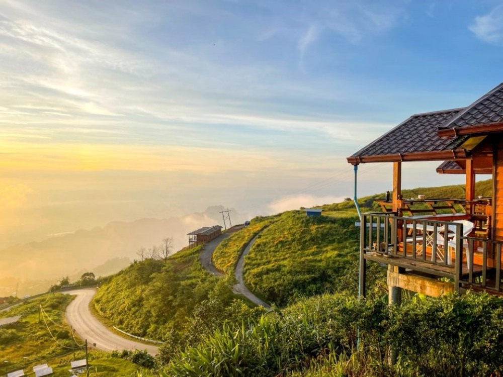 บรรยากาศรอบ ๆ ที่พัก กอดหมอก ภูทับเบิก รีสอร์ท