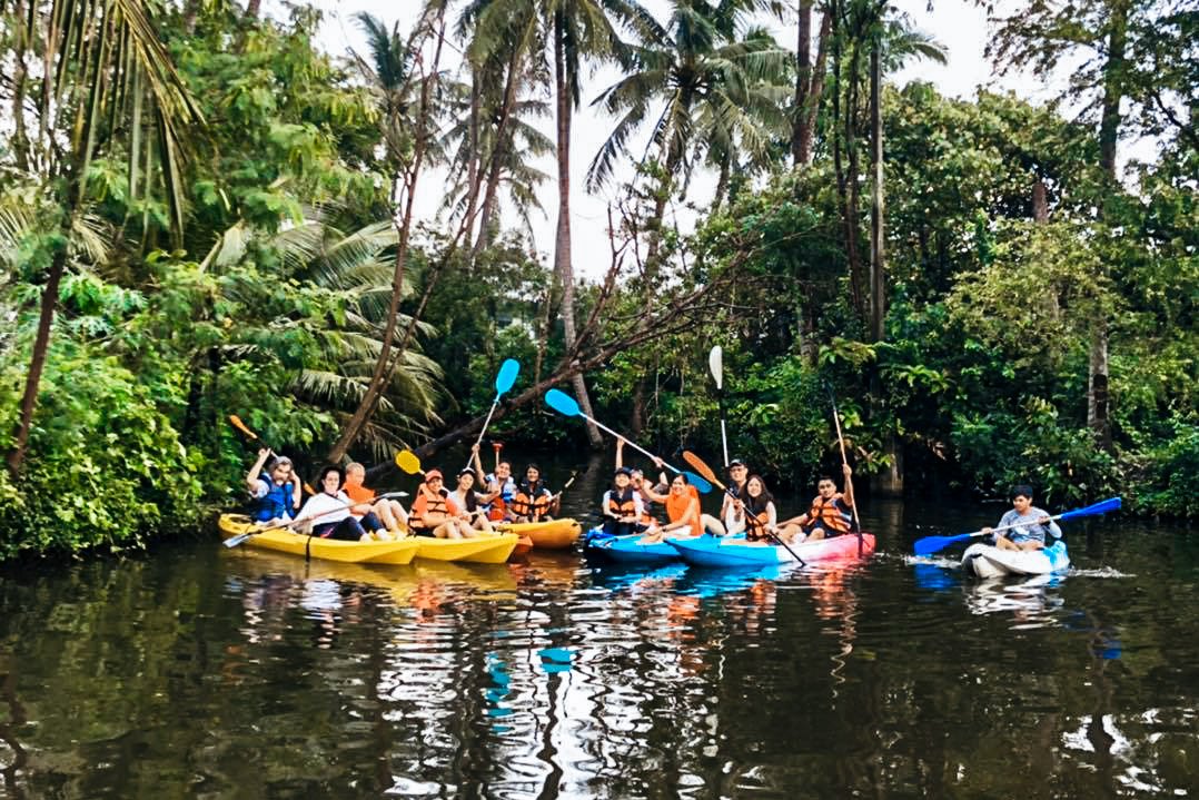 ล่องเรือคายัค