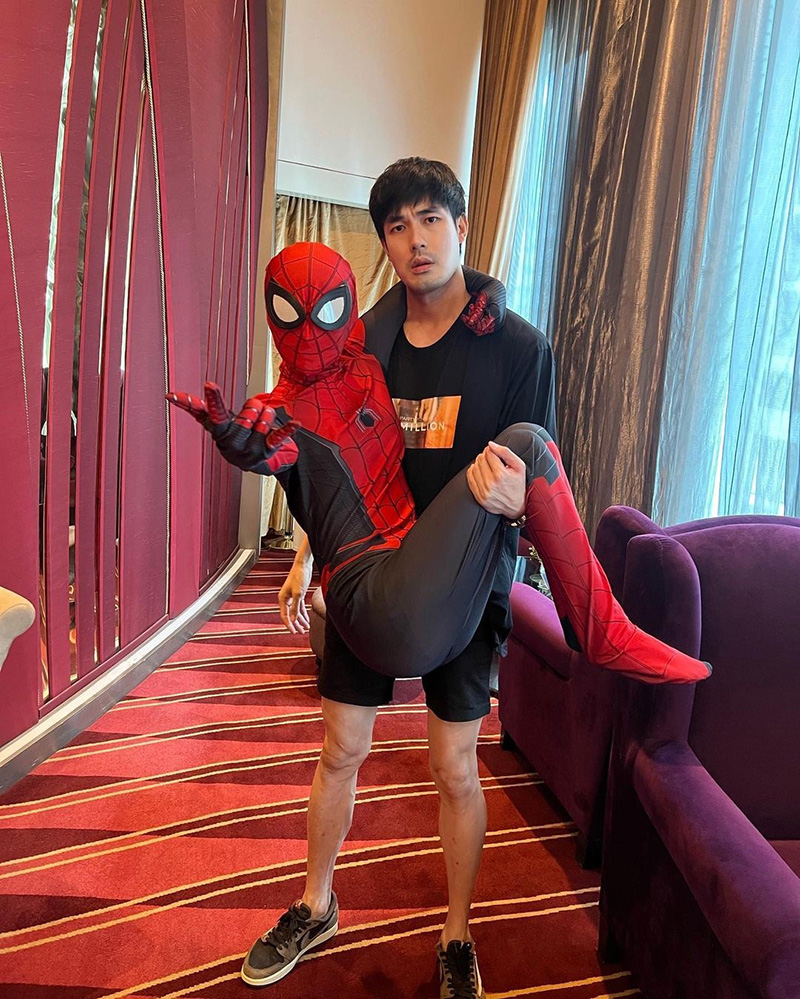 แพรวา ณิชาภัทร ใส่ชุดสไปเดอร์แมนไ