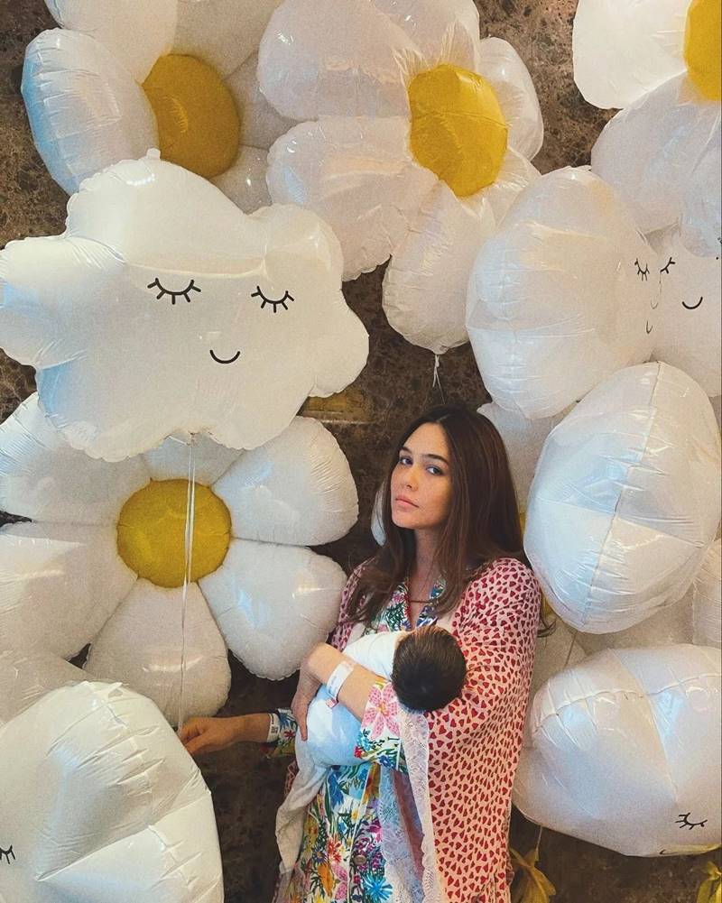  น้องแอบิเกล, ชมพู่ อารยา, ลูกสาว ชมพู่