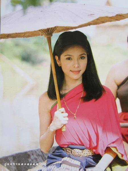 นิ้ง กุลสตรี