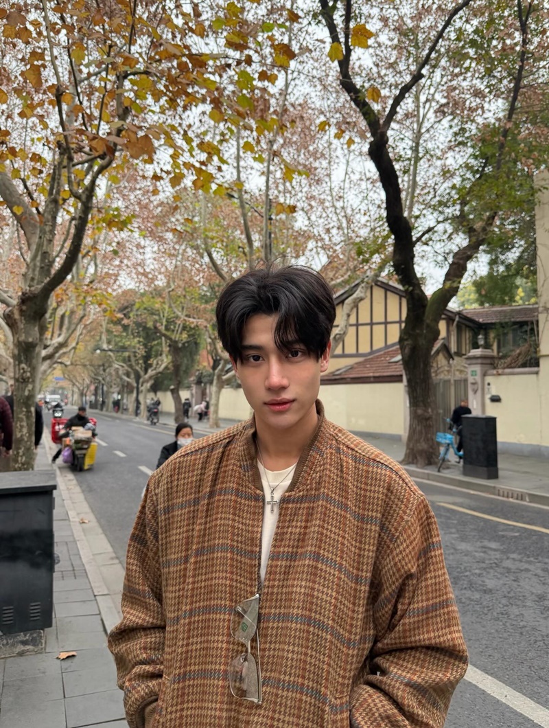 องศา ธีธัช ผลงาน