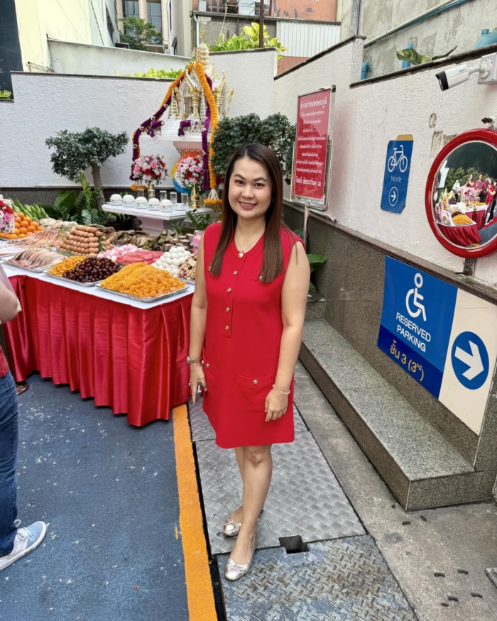 จูน เพ็ญชุลี