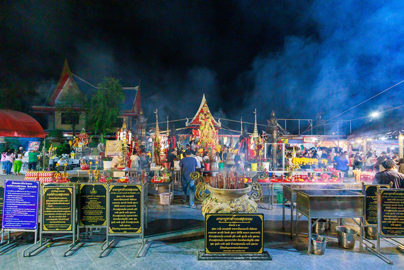 ไหว้พระ 9 วัด ตามเส้นทางรถไฟฟ้าสายสีชมพู วัดบางชัน