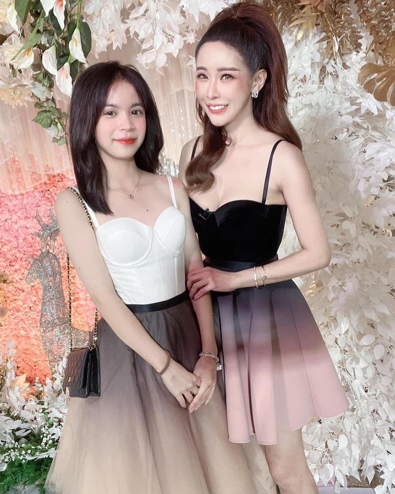 ออฟฟี่ แม็กซิม