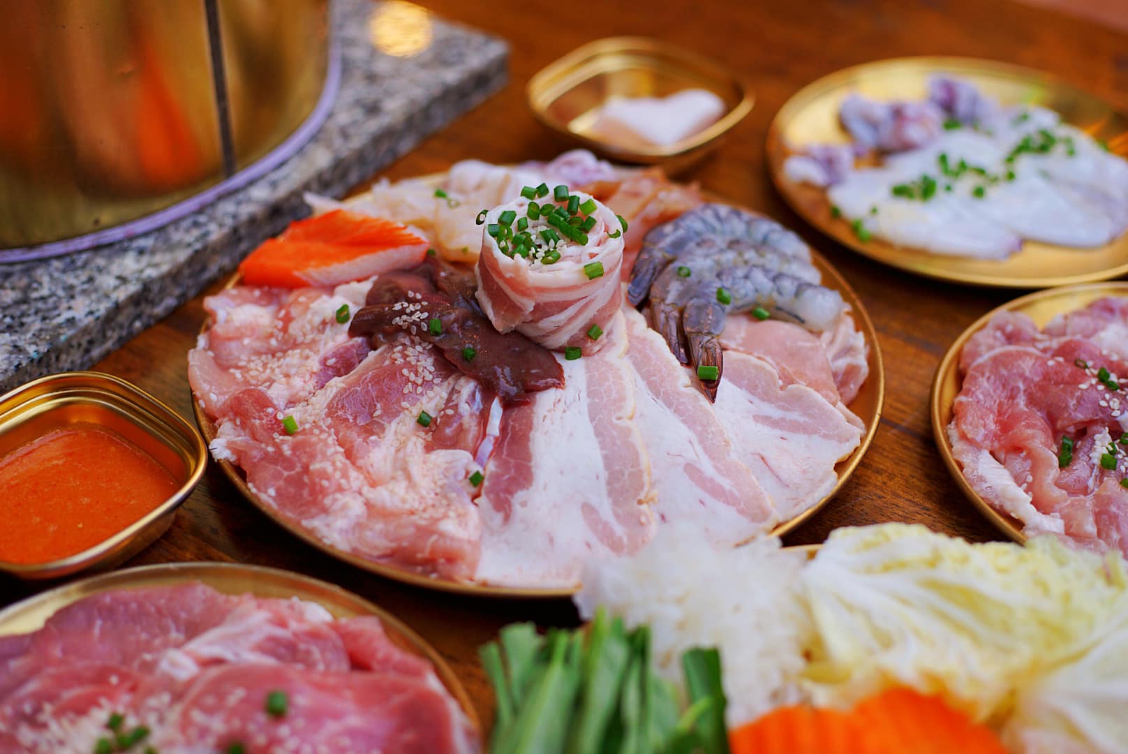 ไม่ว่าง ย่างอยู่