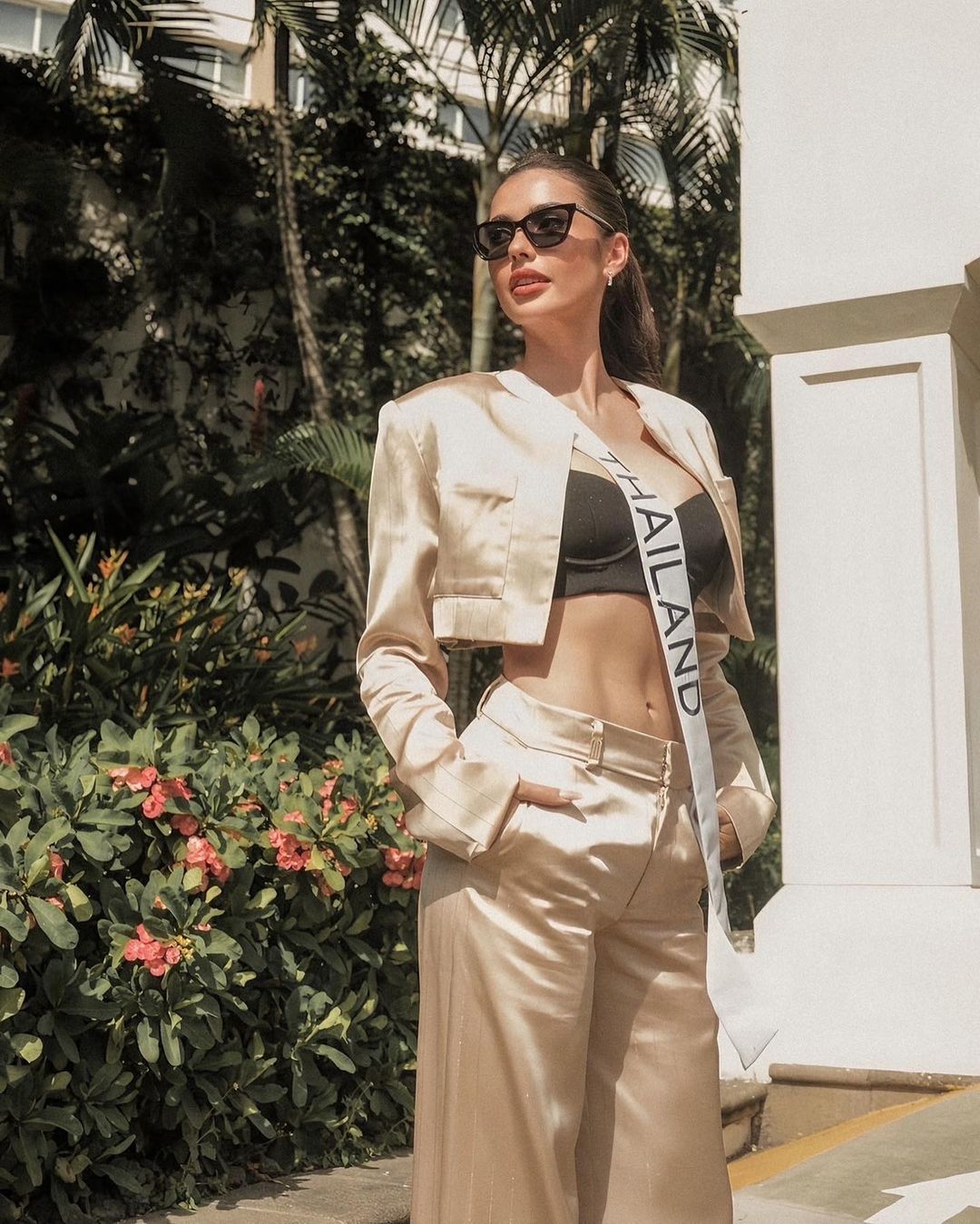 แอนโทเนีย โพซิ้ว