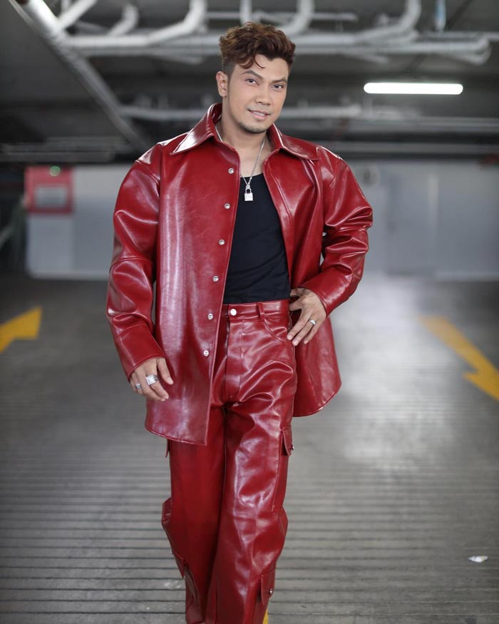 หนุ่ม กะลา