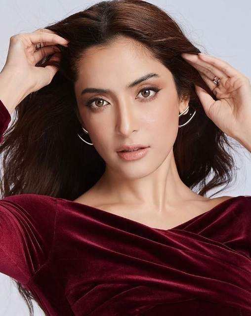 พิ้งค์กี้ สาวิกา