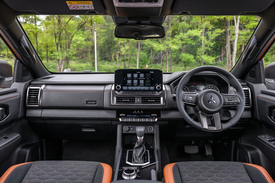 Mitsubishi Triton Athlete 2024 รถกระบะ 4 ประตู ราคาเริ่ม 1,125,000 บาท