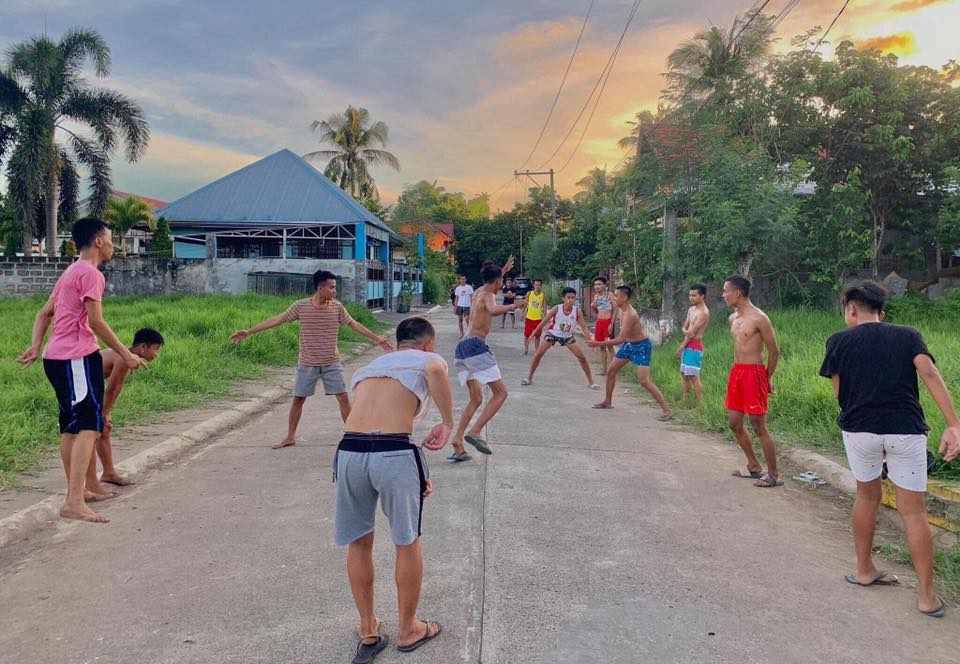 เล่นเตย