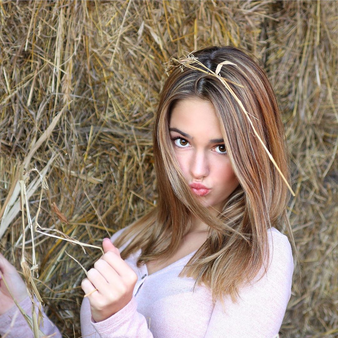 Makenzie Raine นักเทนนิสสาววัย 14 ติดโผ 1 ในสาวที่มีใบหน้าสวยแห่งปี 2019