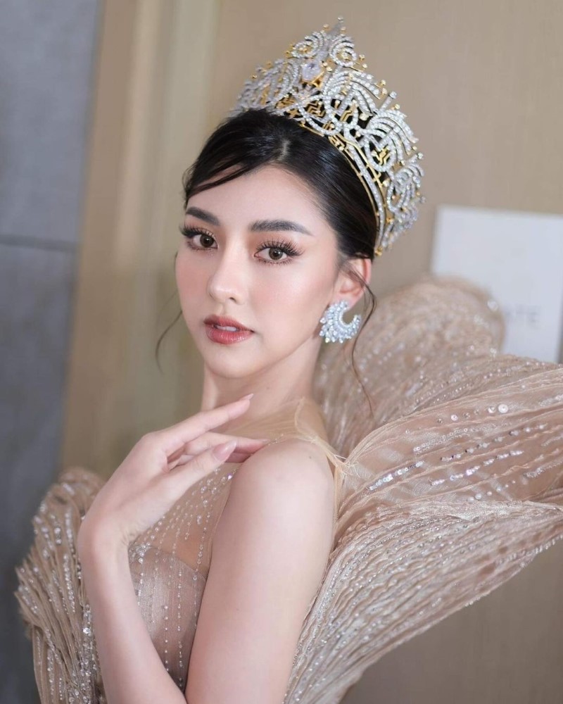 ยุวเฟิร์น ยุวภรณ์ ทรงงาม