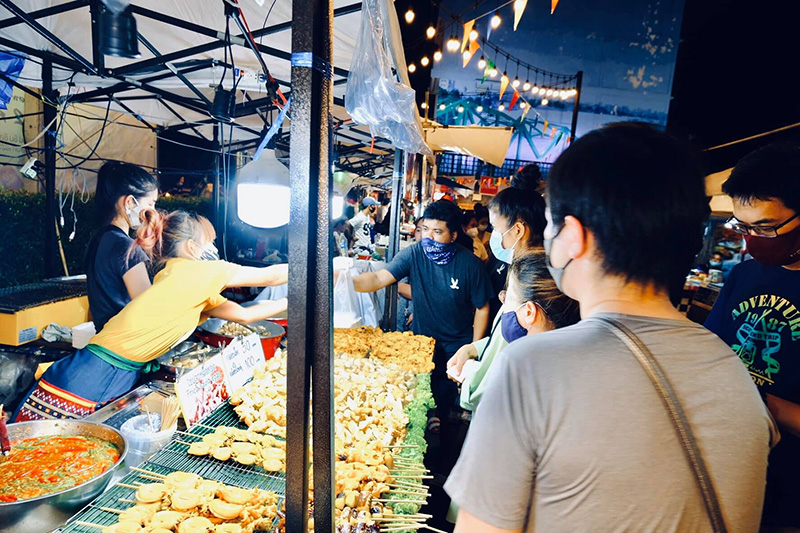 ตลาดสะพานพุทธ กรุงเทพ