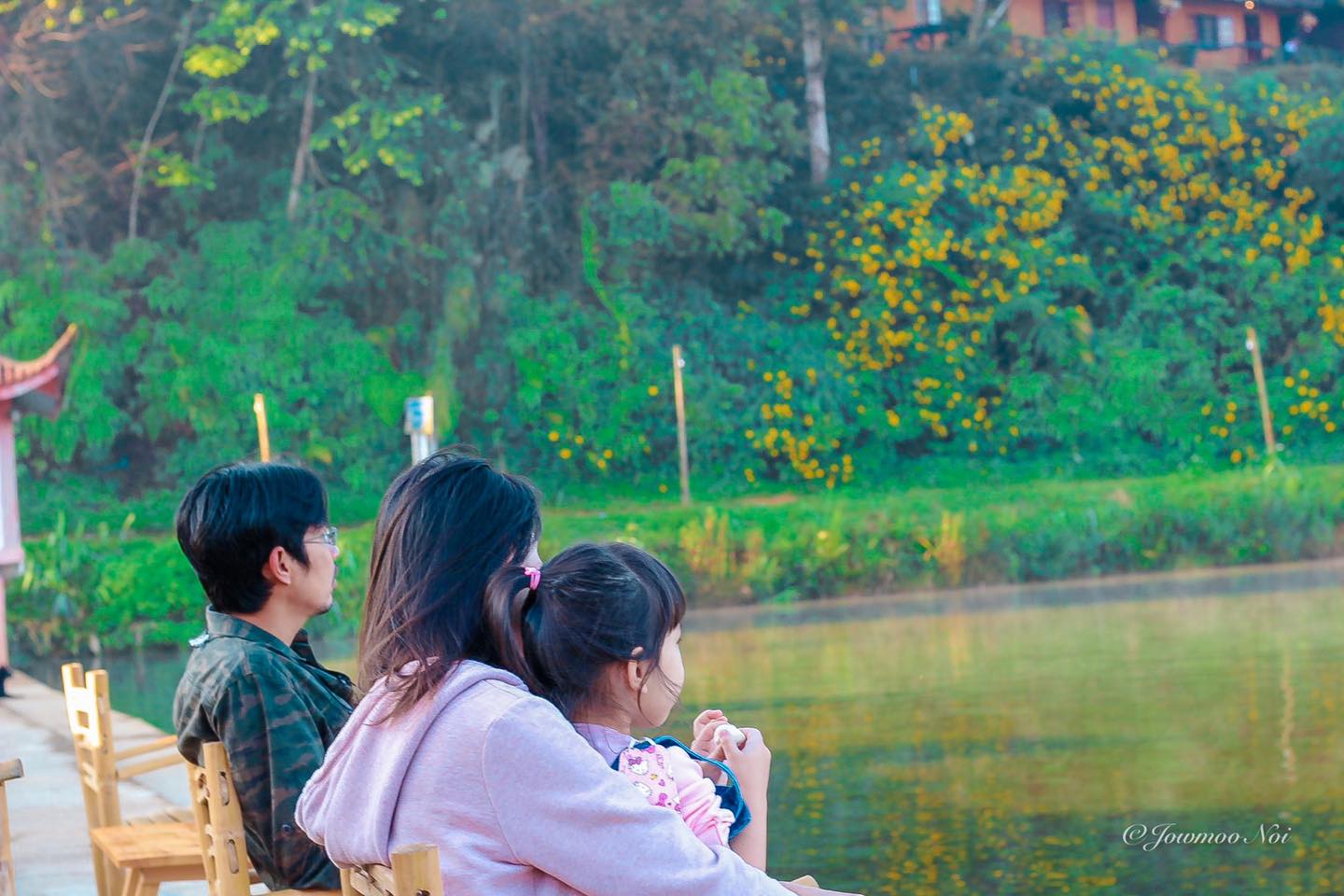 บ้านรักไทย