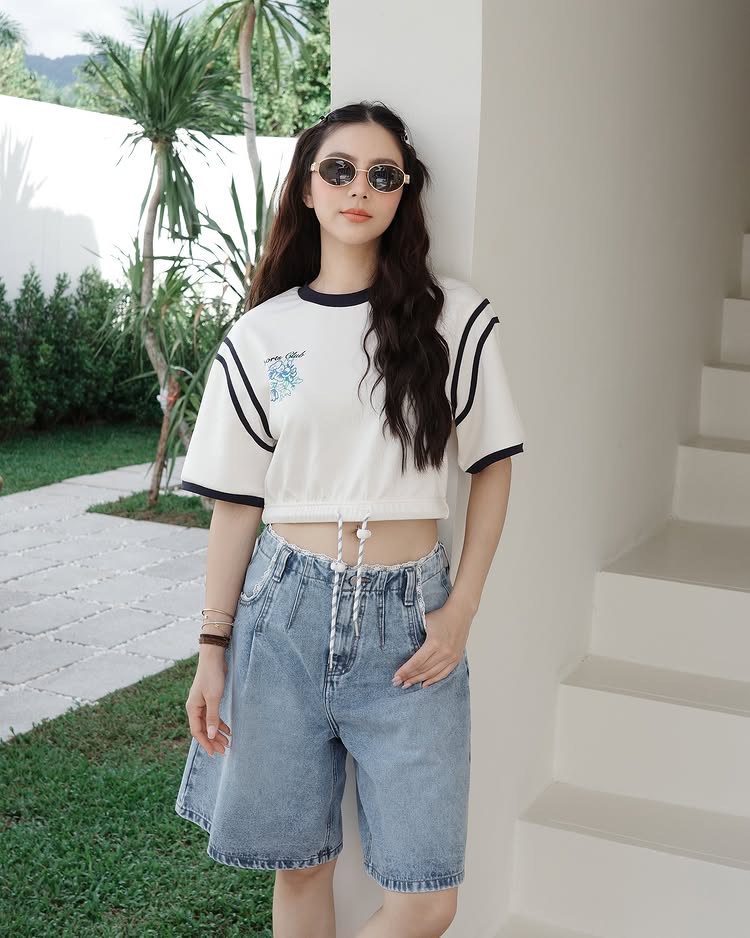 กุ๊กกิ๊ก กชกร นางเอกจักร ๆ วงศ์ ๆ เสิร์ฟบิกินี่