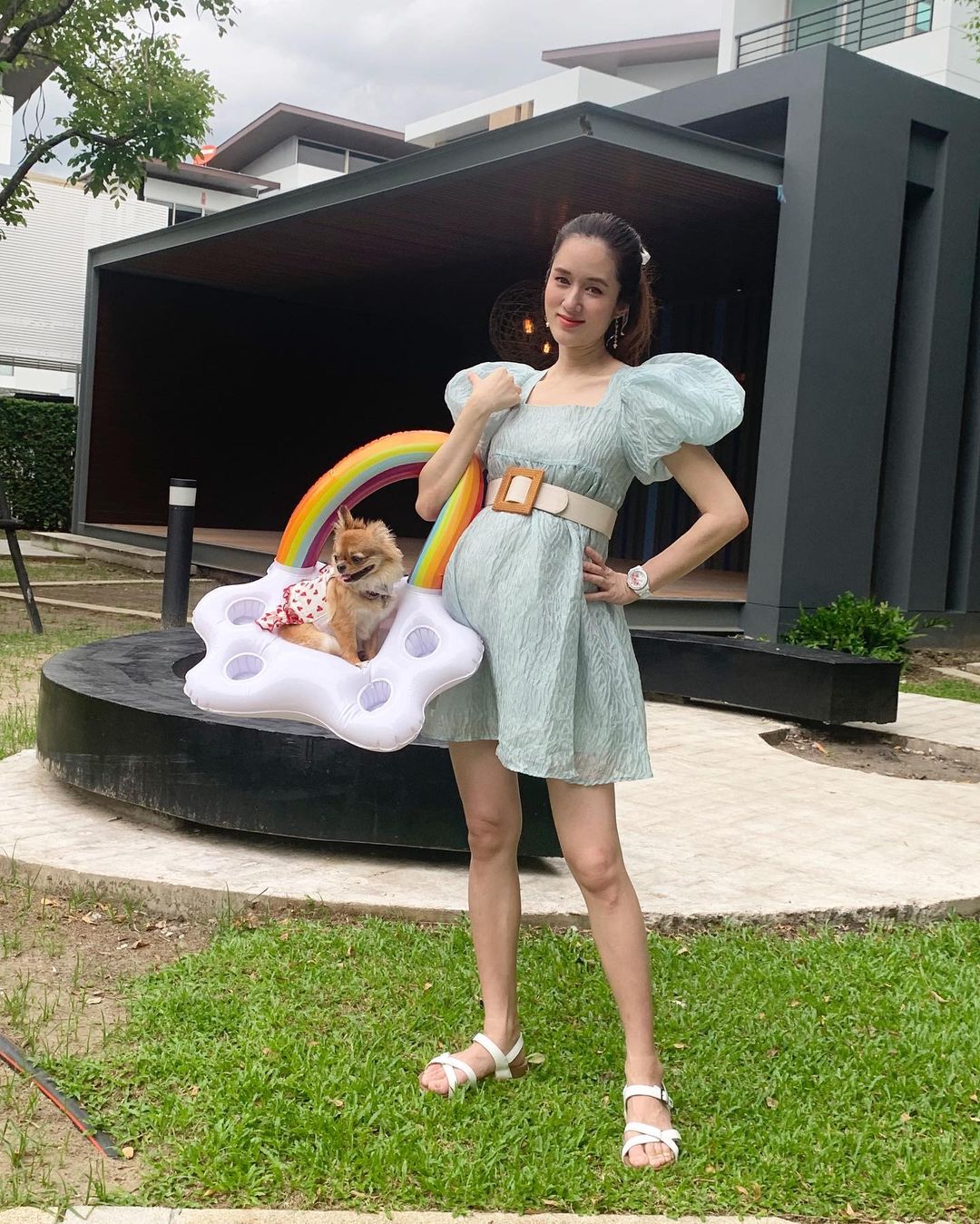 จุ้มจิ้ม วรนันท์