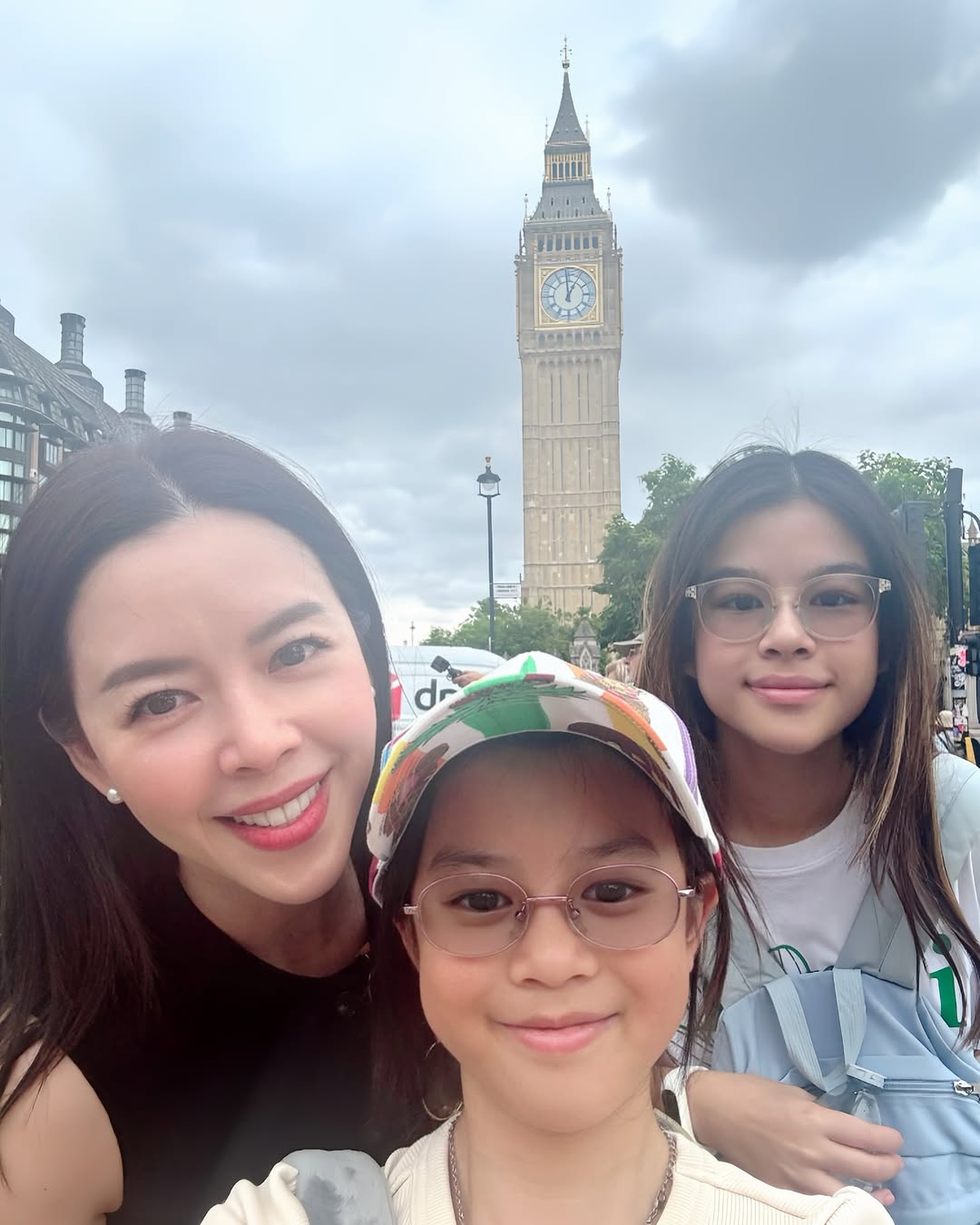 เกมส์ ดวงพร - น้องโสนและน้องสวรรค์ ลูกสาวมอส ปฏิภาณ