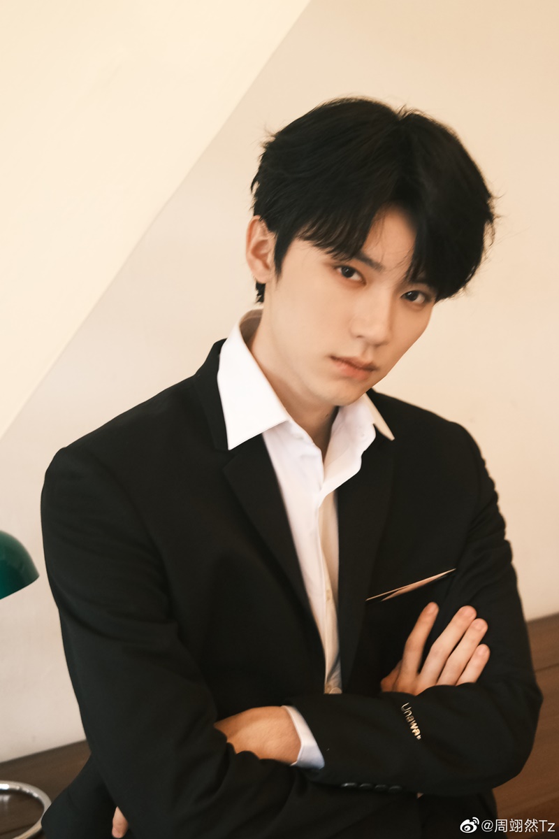 โจวอี้หราน zhou yiran