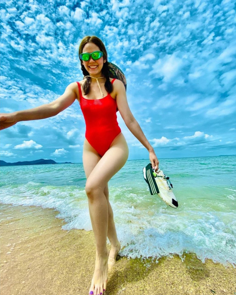 ชมพู่ อารยา