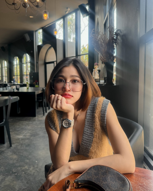 แบม ไพลิน ประวัติ