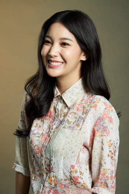 จอมโจรดอกไม้ขาว