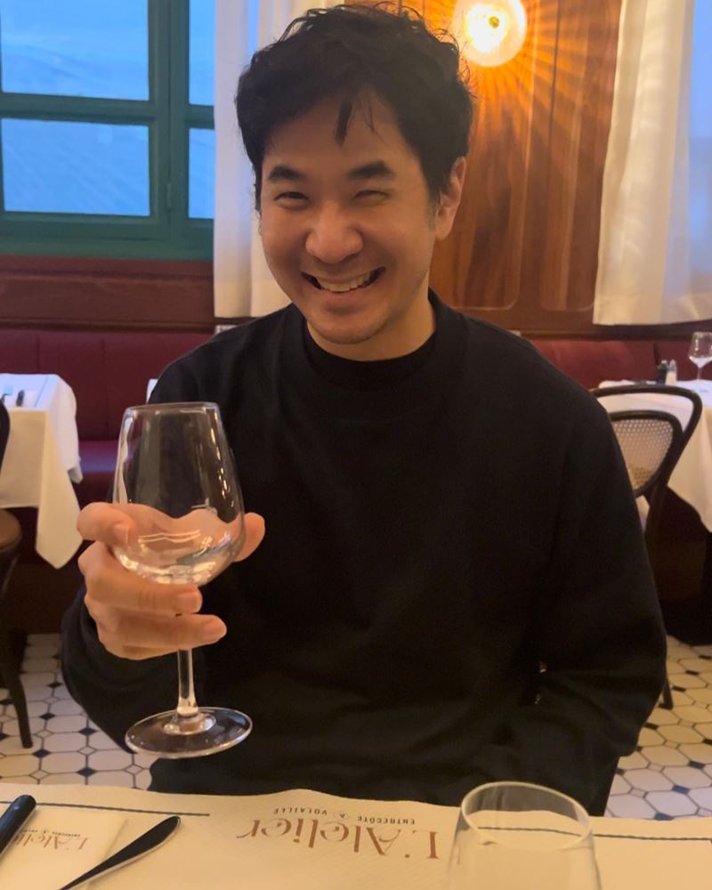 ซาแซง - แสตมป์ อภิวัชร์