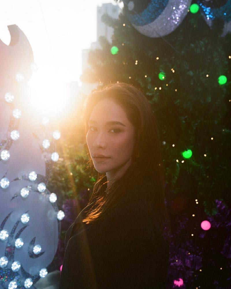 พลอย เฌอมาลย์