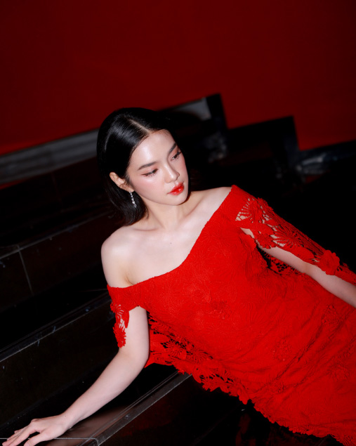 เฌอปราง อารีย์กุล