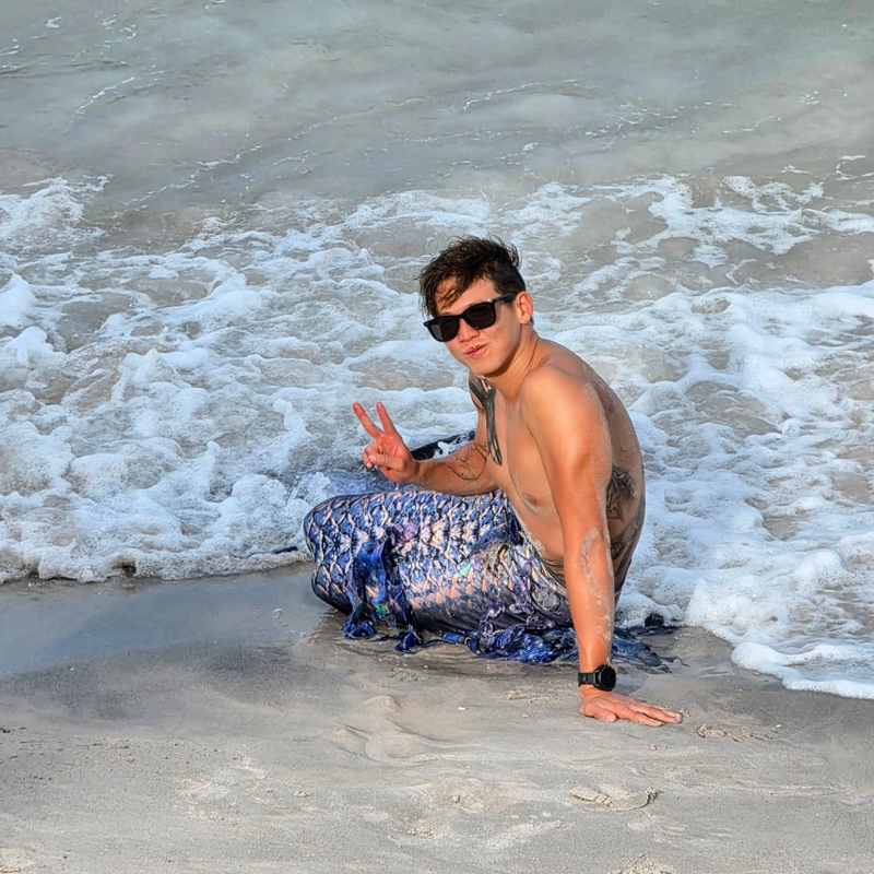 ทราย สก๊อต แปลงโฉมเป็นนางเงือก