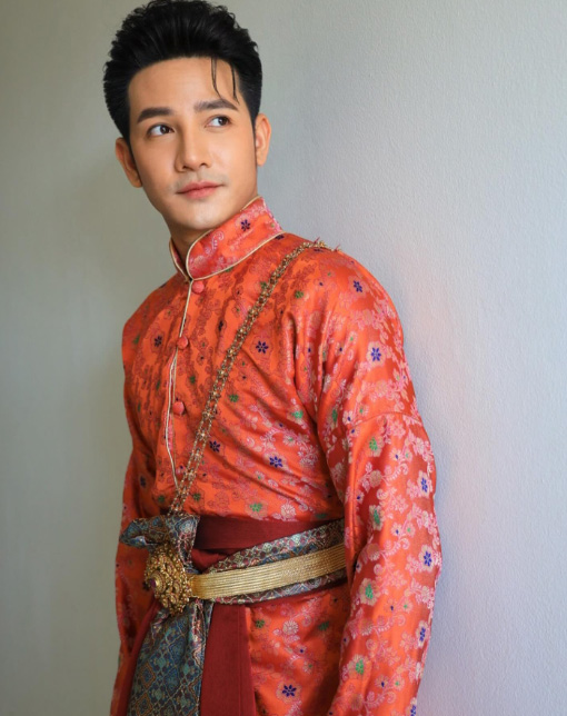 รอน ภัทรภณ ประวัติดารา