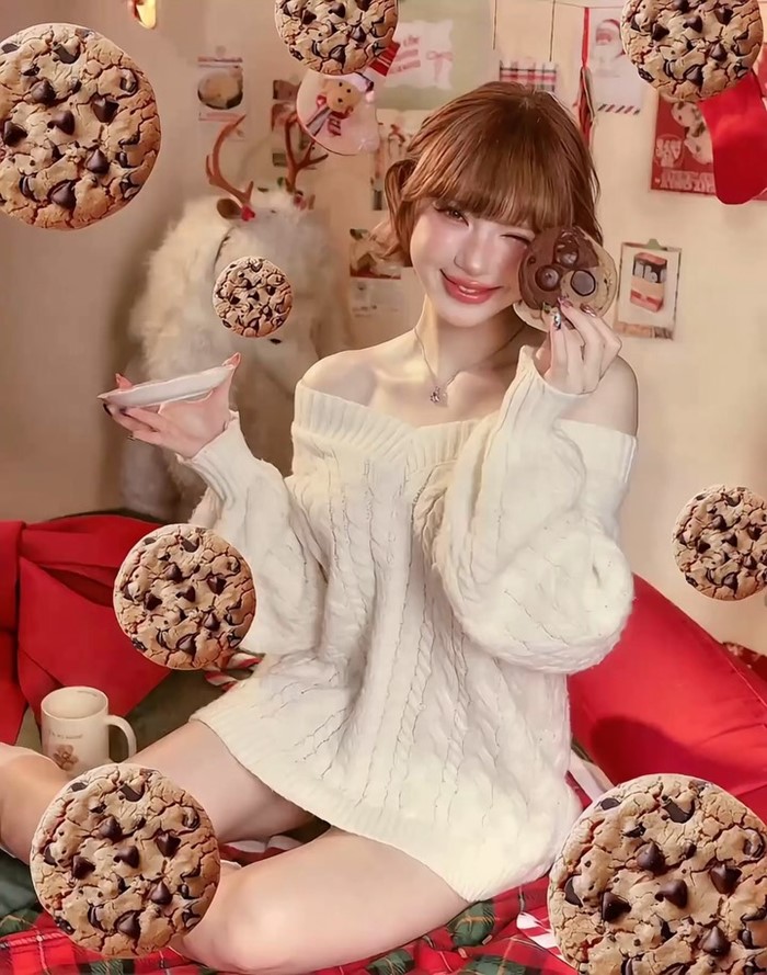 พลอยชมพู ทรงผมสั้นลุคใหม่