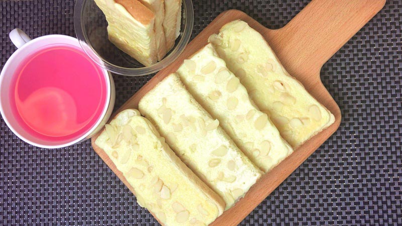 ปังกรอบเนยหนึบ