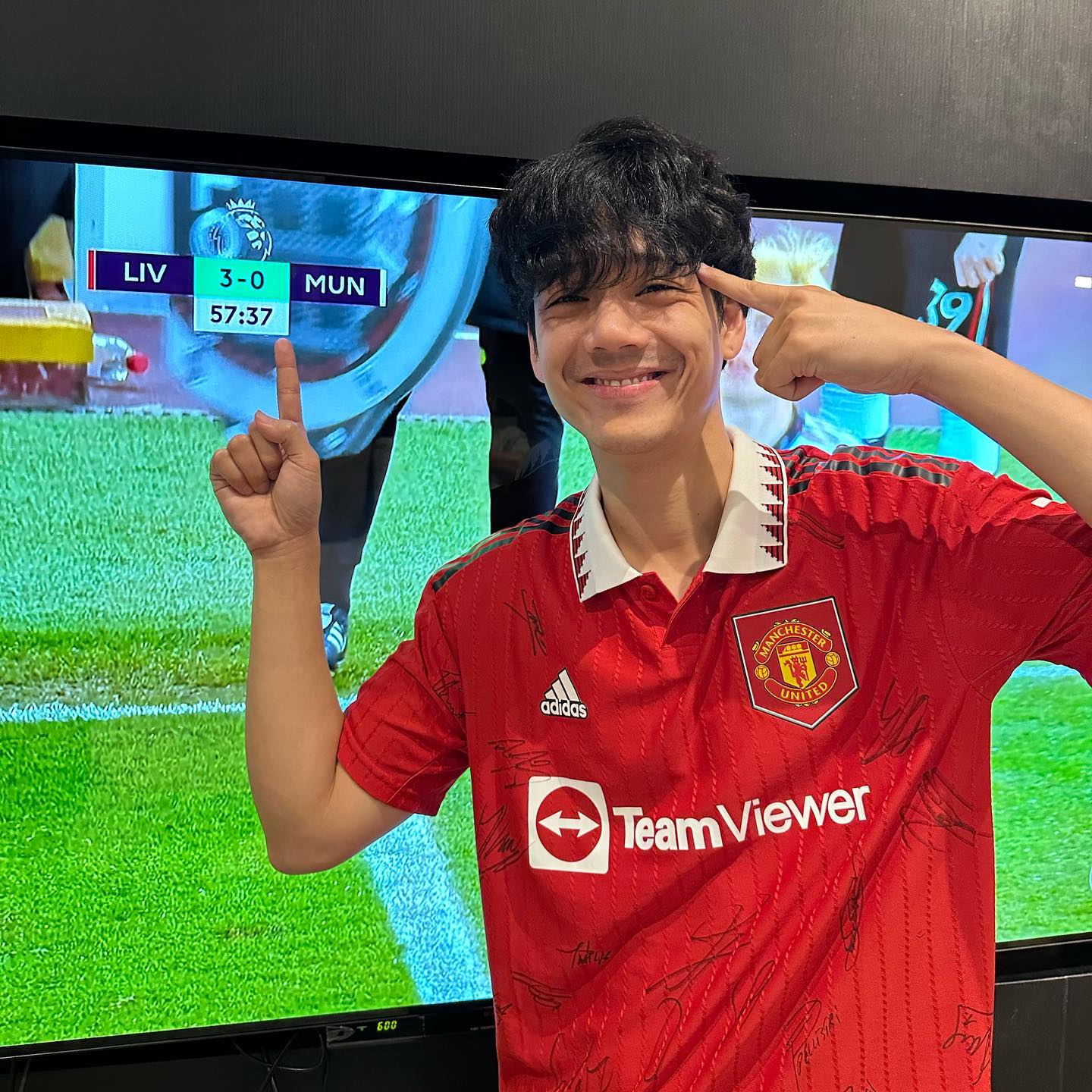 นิกกี้ ณฉัตร