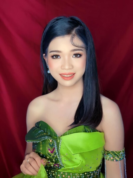 อุ๋งอิ๋ง เพชรบ้านแพง