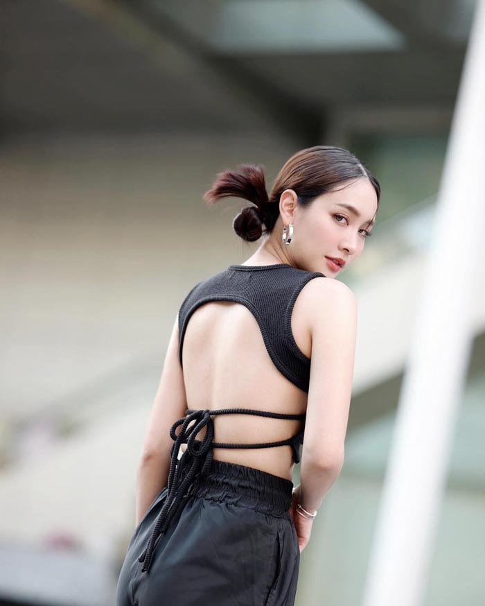 มิน พีชญา