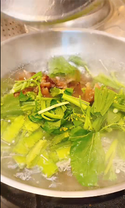 ซุบผักลาว อาหารอีสาน เมนูผัก สูตรอาหาร วิธีทำซุบผักลาว