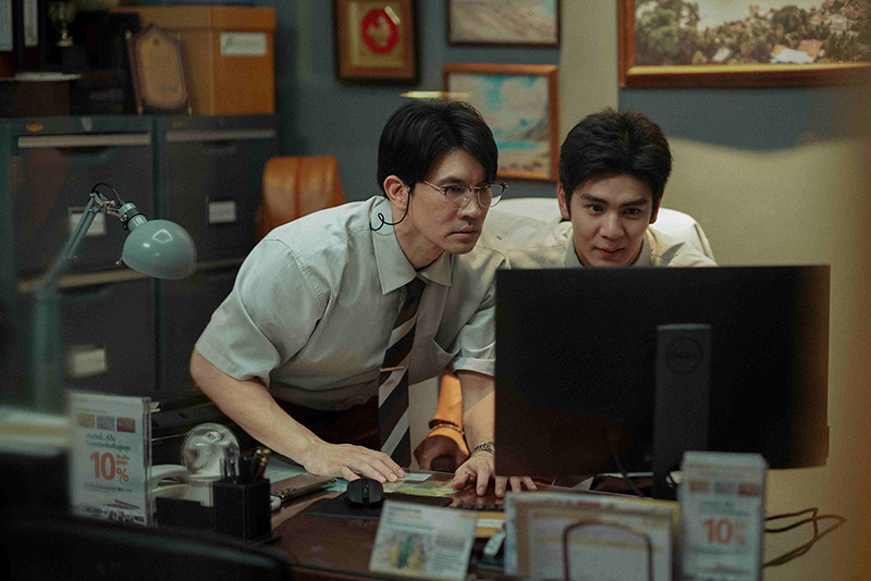 ลักกันวันตาย (Everybody Loves Me When I’m Dead) ภาพตัวอย่าง