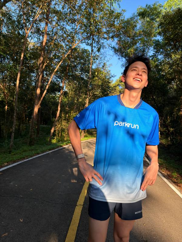 แอน ทองประสม อวดภาพวิ่งกับ เจมส์ จิรายุ