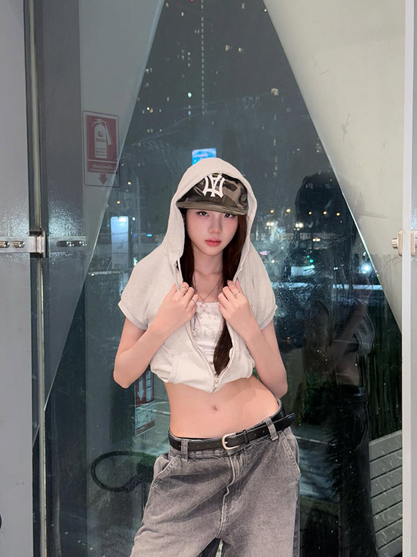 CLAIREBELL คลั่ง/รัก/นักโทษ นักแสดง