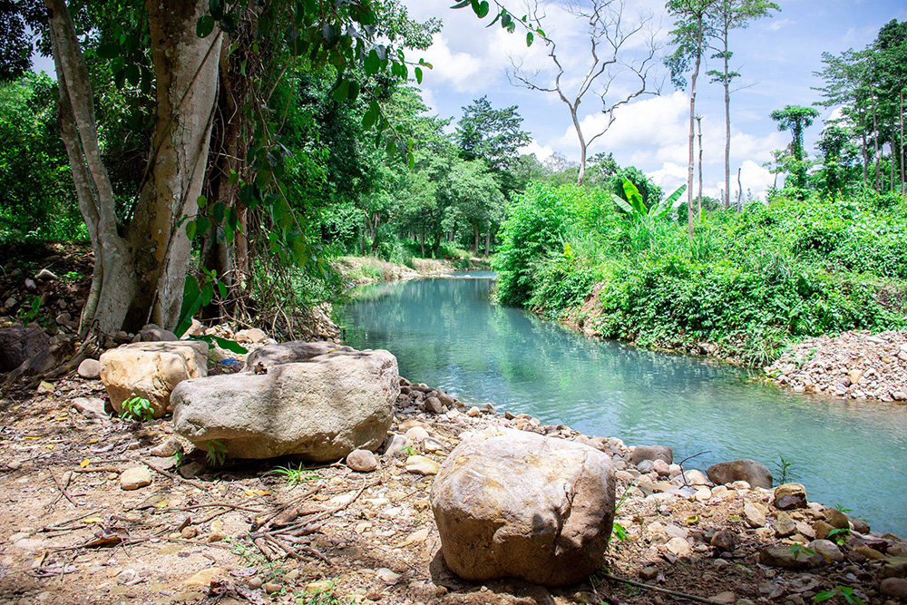 ลานกางเต็นท์ริมน้ำ จ.สระบุรี