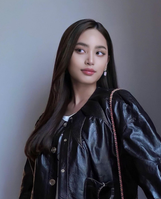 ฟ้า ยงวรี ประวัติ