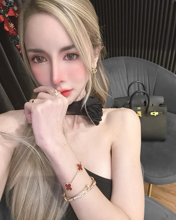 เกลิน ธัญรดี ประวัติ