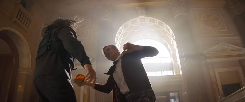 ฉากในตัวอย่างหนัง The Naked Gun