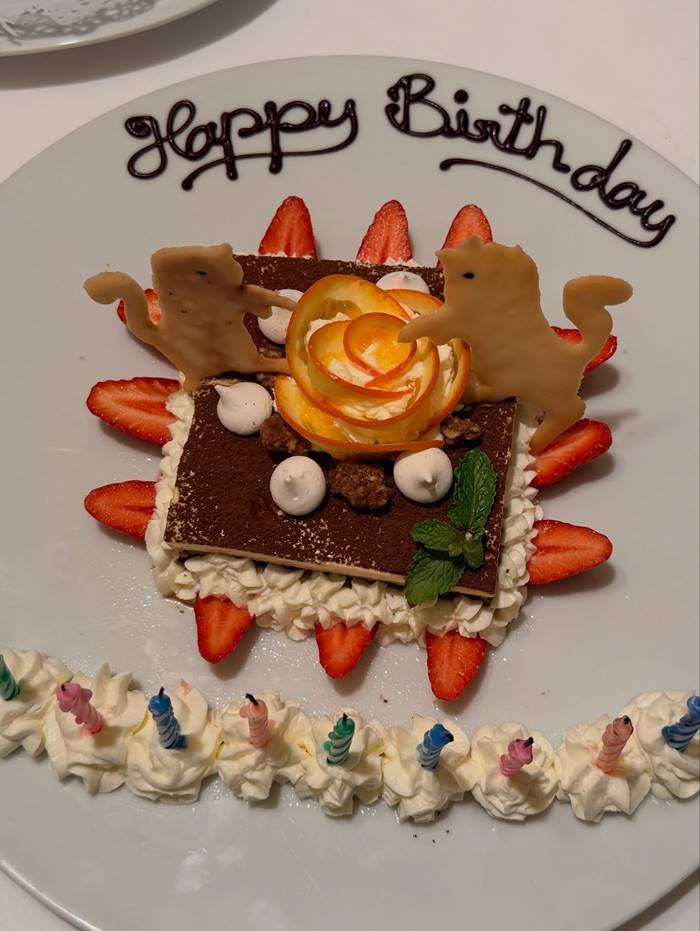 ตั๊ก บงกช ฉลองวันเกิดอายุ 41 ปี  