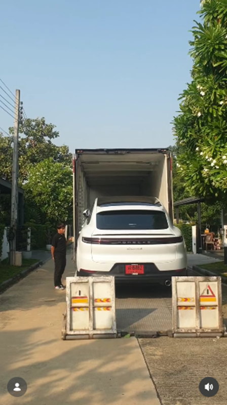 ยายหนิง แม่ชมพู่ อารยา