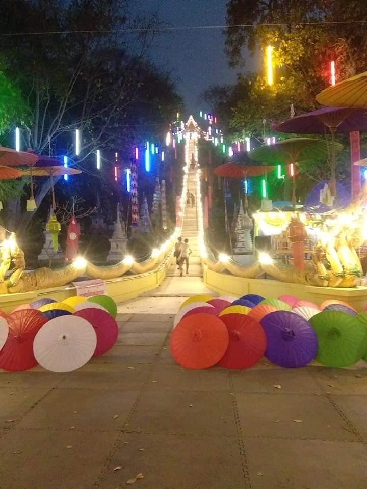 ตลาดไทยวนวัดนาหนอง